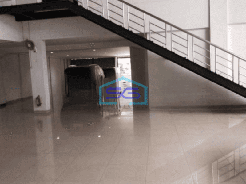 Disewakan Ruang Usaha 3 Lantai Luas Bangunan 1472 m² di Fatmawati Jakarta Selatan