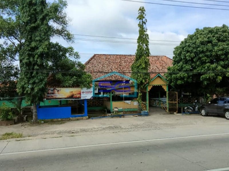 Dijual Tanah Ada Bangunan di Jalan Mayjen Yusuf Singedekane Palembang Luas 4000m2