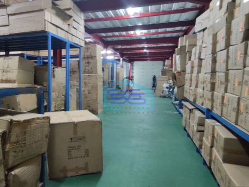 Dijual Gudang Ada Lift Barang Luas Tanah  1000 m² di Jakarta Barat