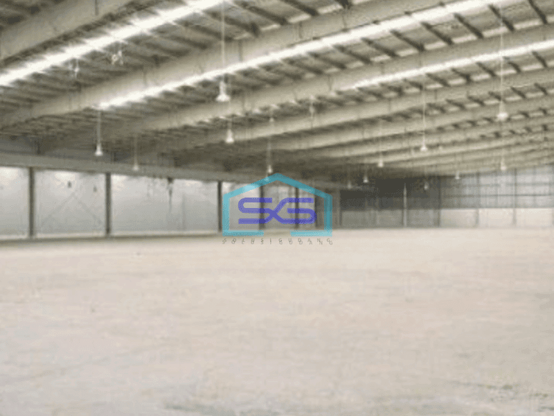 Disewakan Gudang Harga Bisa Nego Luas Bangunan 6537 m² di Karawang Timur