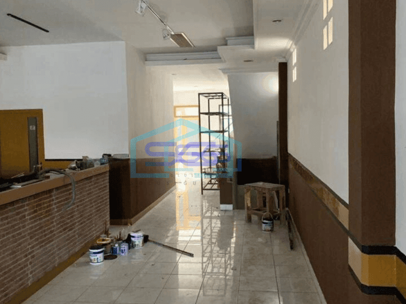 Disewa Ruko 3 Lantai Bagus Dan Siap Pakai Mainroad Cihampelas, Bandung