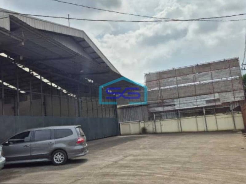DIjual Gudang Bagus dan Office Siap Pakai Akses 40 Feat Container CIleungsi Bogor Luas Bangunan  3500 m²