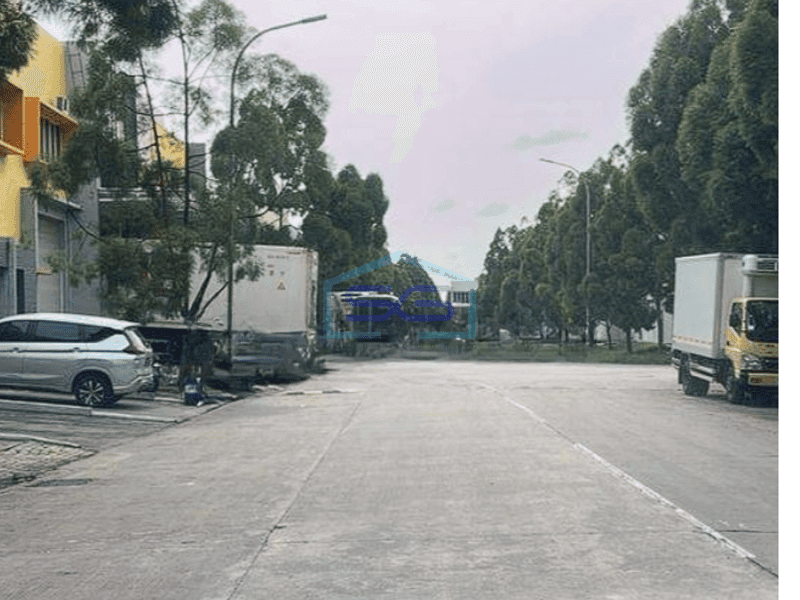 Disewakan gudang bagus siap pakai di Poris