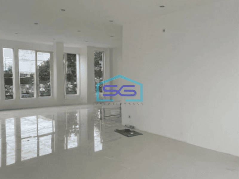 Disewakan Ruko 2 Lantai Luas Bangunan  160 m² Lokasi Surabaya Kota