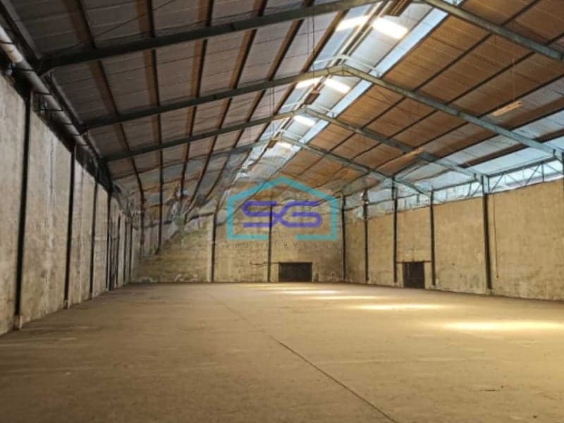 Disewakan Gudang Luas Tanah 1100 m² Lokasi Sunter Jakarta Utara