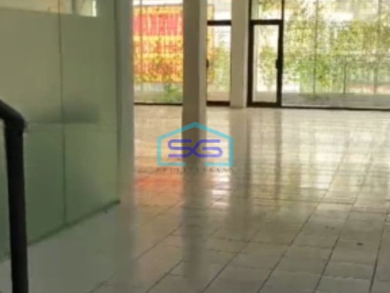 Disewakan Ruko Luas Tanah  243 m² Lokasi Bebas Banjir di Jakarta Selatan