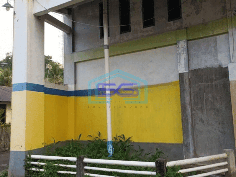 Dijual Gudang bengkel revier dalam kota Manado banting harga