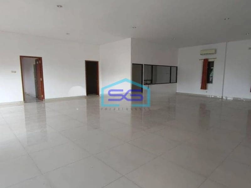 Disewakan Gudang Besar Plus Kantor Murah Area Gamping Sleman Dekat Ringroad LT 2000m2