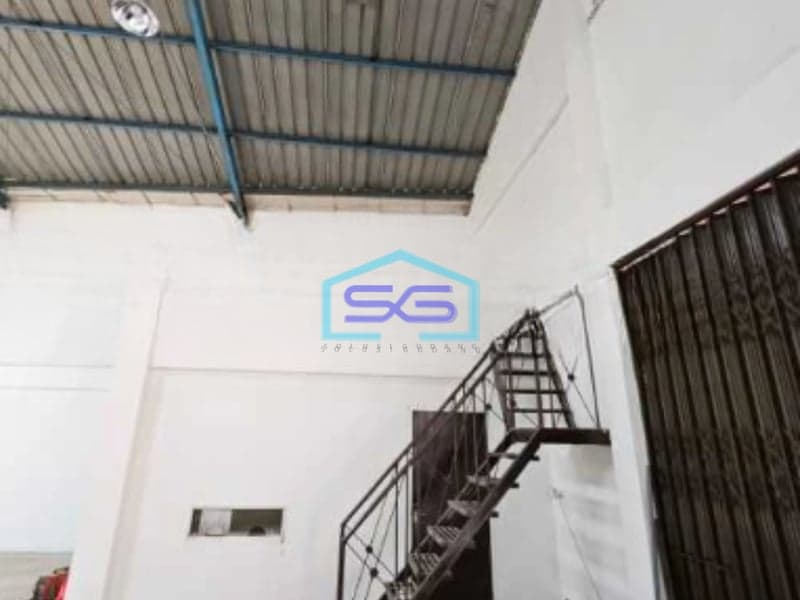 Dijual Gudang Luas Bangunan 350 m² Lokasi di Tangerang