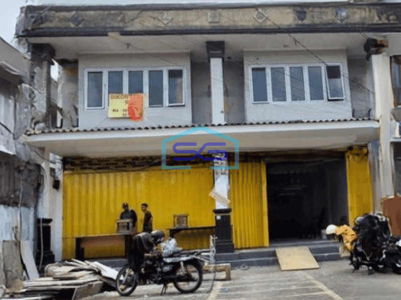 Disewakan ruko gandeng 3 lantai parkiran luas di Gatot Subroto Barat Denpasar Bali