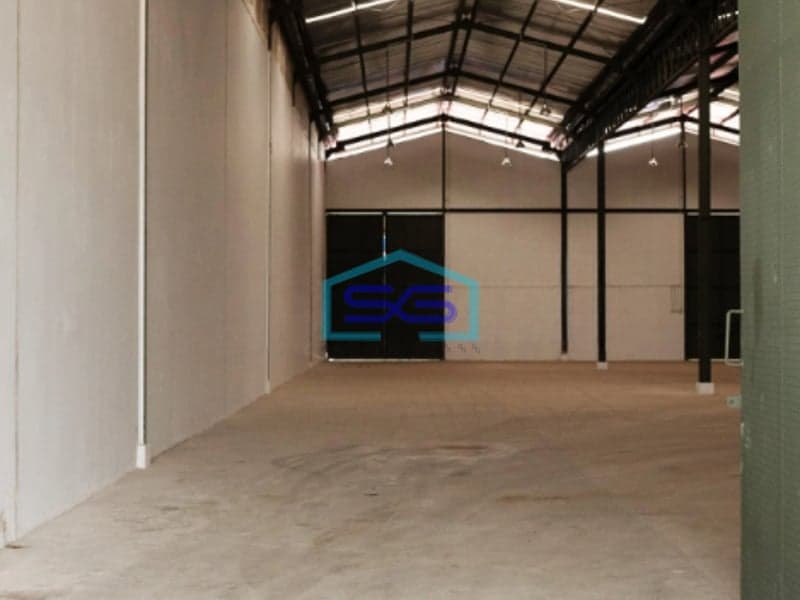 Dijual Gudang Luas Bangunan 280 m² Lokasi Bebas Banjir di Kosambi Tangerang