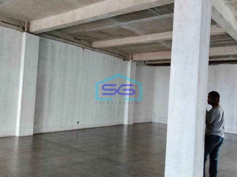 Dijual Ruko 4 Lantai Di Lokasi Yang Sangat Strategis Di Jakarta Selatan LB 1200m2