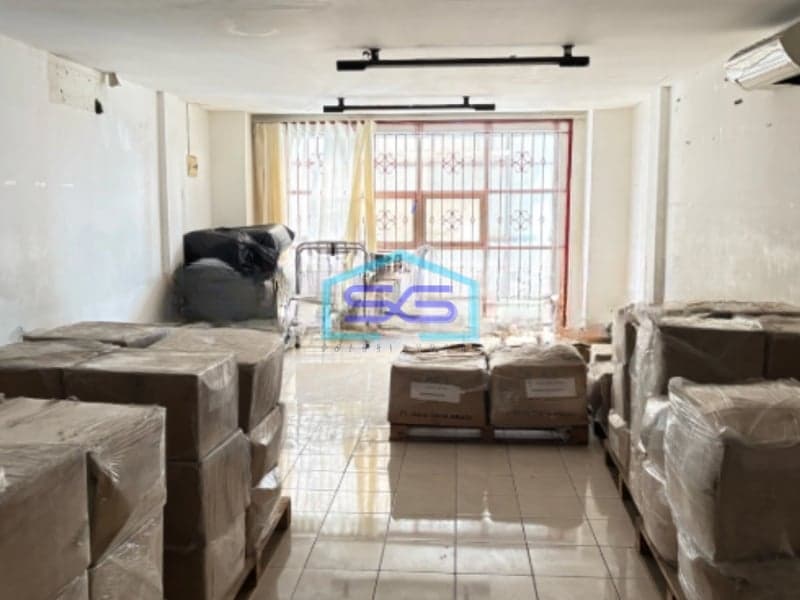 Disewakan Paskal 23 Ruko Strategis di Pasir Kaliki Bandung LB 200m2