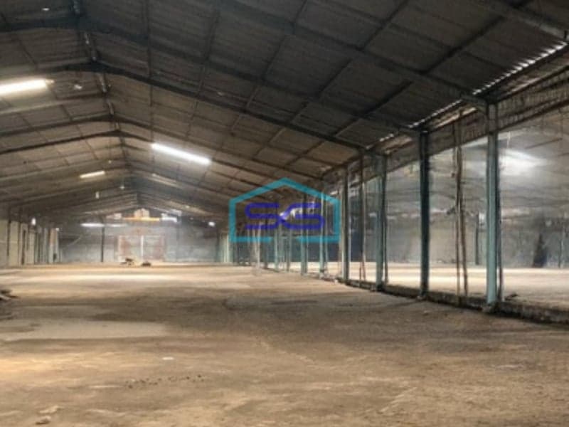 Disewakan Gudang Luas Bangunan 5400 m² Lokasi Margomulyo Surabaya