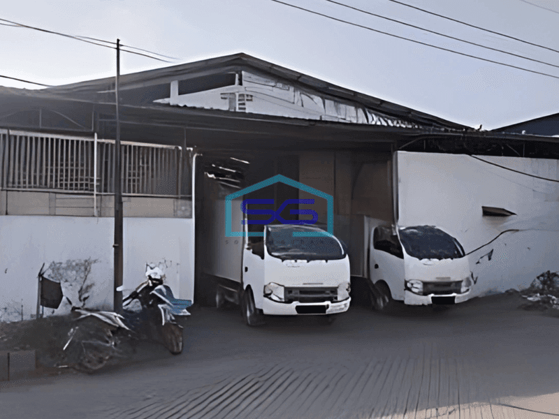 Disewakan Gudang Pojok Siap Pakai, Margomulyo Komplek Surimulia, Dekat Kalianak, Surabaya