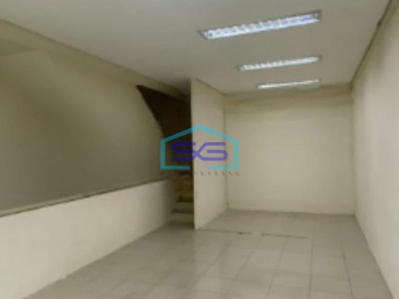 Dijual Ruko Lokasi Strategis Luas Bangunan  290 m²  di Jakarta Selatan