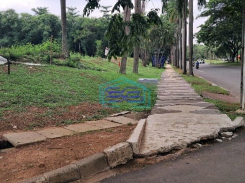Dijual Cepat Tanah Kavling Komersial Jl Mh Thamrin Lippo Cikarang LT 4003m2