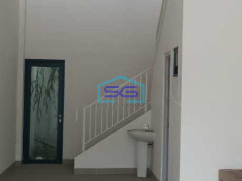 Disewakan Ruko Bangunan Dua Lantai Citra 8 Lokasi di Pegadungan Jakarta Barat