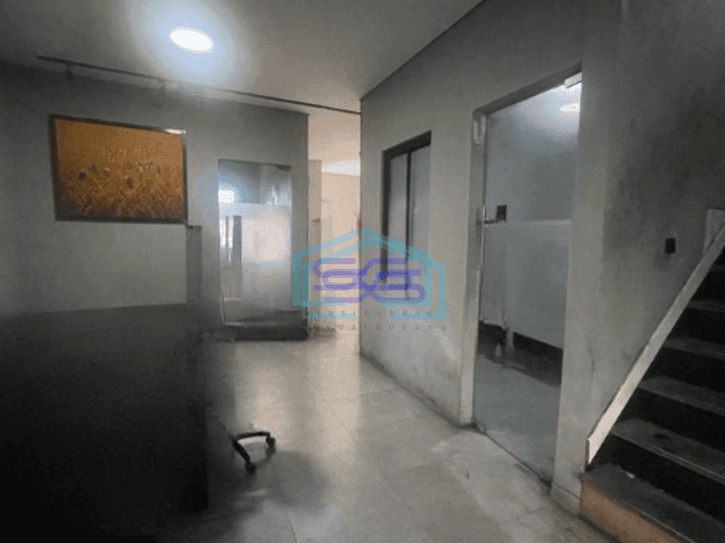Disewakan Gudang Ada Kantor Luas Bangunan  11500 m² Lokasi Bebas Banjir di Curug Tangerang