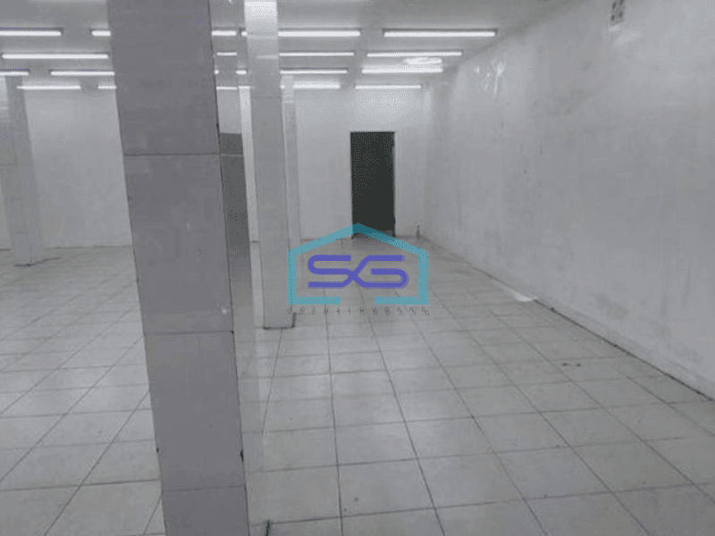 Disewakan Ruko Jelambar Gandeng 3 Ex Indomaret  di Jakarta Barat LB 577m2