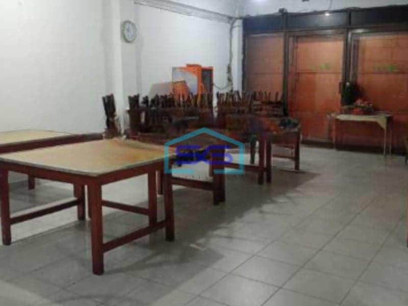 Dijual Ruko Luas Bangunan  800 m² Lokasi di Jakarta Barat