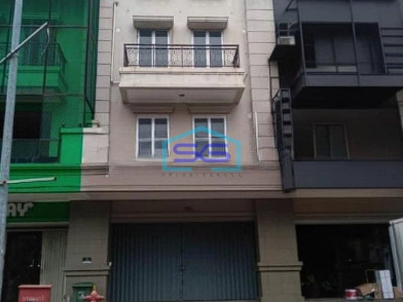 Disewakan Ruko Green Lake Sunter, Lokasi Strategis & Ramai Jakarta Utara LB 300m2
