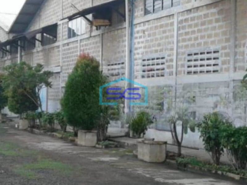 Dijual Gudang Luas Bangunan 5838 m²  Lokasi Bebas Banjir di Cengkareng Jakarta Barat