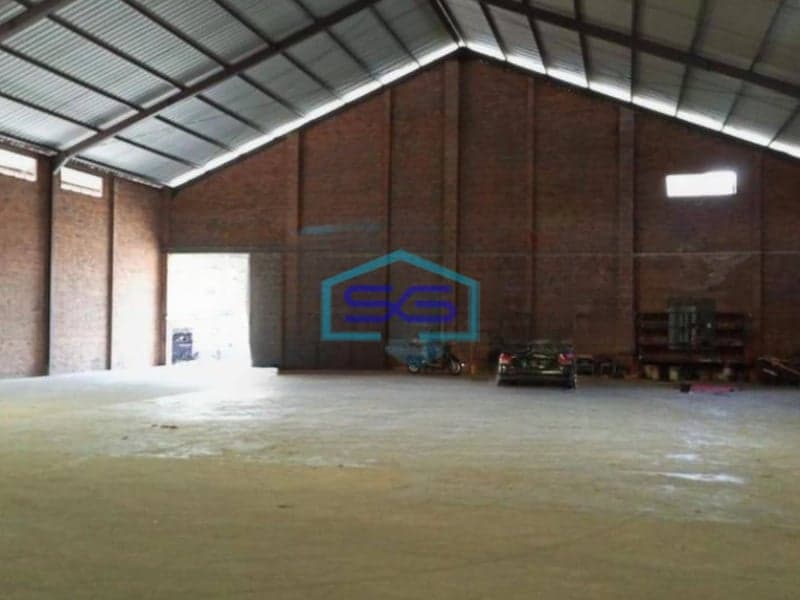 Dijual Gudang Nol Jalan Raya Area Mojokerto Kota Siap Pakai LT 1940m2