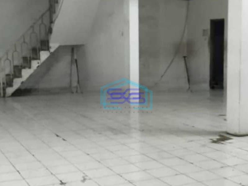 Disewakan Ruko 2 Lantai Luas Tanah 154 m² Lokasi di Jakarta Timur