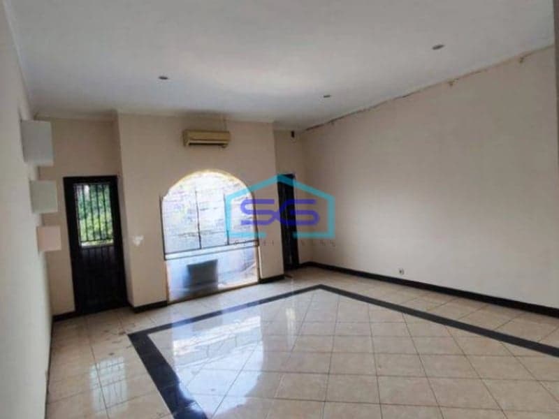 Disewakan Ruko Siap Pakai di Cihanjuang Bandung SHM LB 165m2