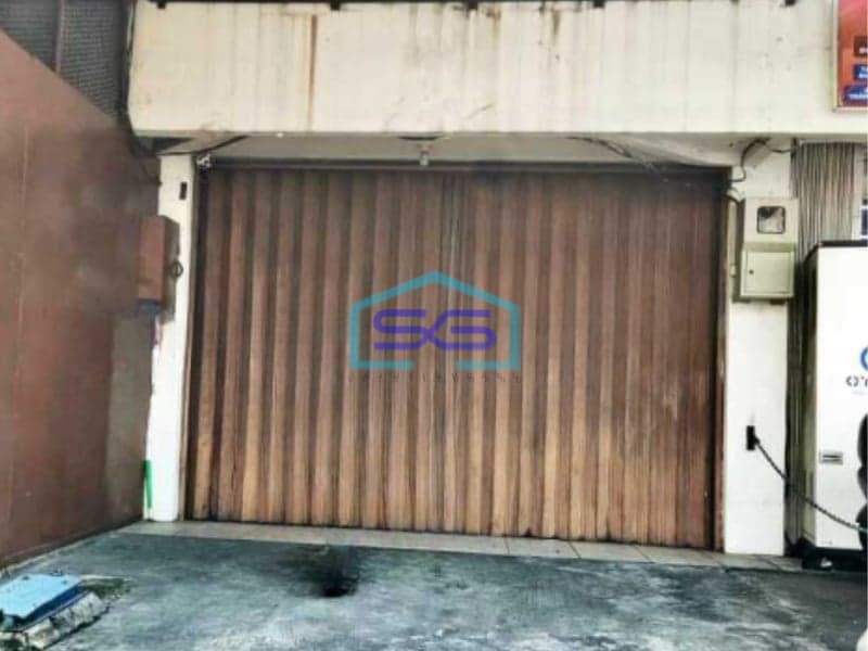 Dijual Ruko Lokasi Bebas Banjir Luas Bangunan 180 m² di Jelambar Jakarta Barat