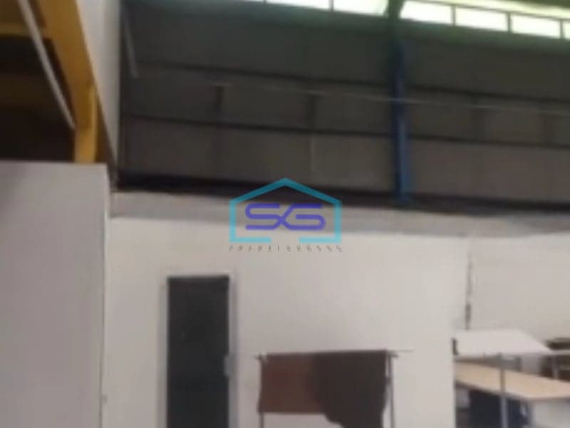 Disewaakn Gudang Akses Container 40 Feet Luas Bangunan 2167 m²  di Tangerang