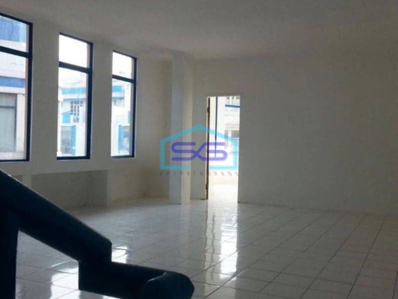 Dijual Ruko di Taman Palem Lestari Blok P Cengkareng Jakarta Barat LB 150m2