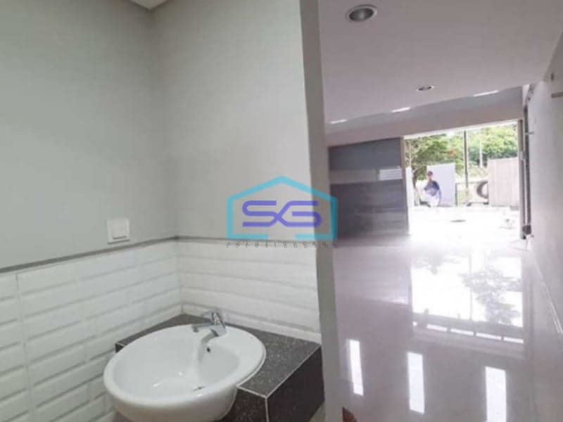 Disewakan Ruko 4 Lantai Di Cikarang Timur Bekasi Luas Bangunan 300m2