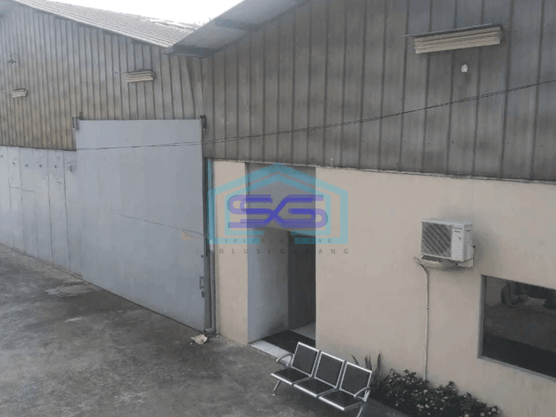 Dijual Gudang Strategis Dipinggir Jalan Kawasan Ramai, Tangerang