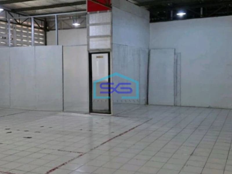 Disewakan Gudang Luas Bangunan 1000 m²  Lokasi Bebas Banjir di Petir Tangerang