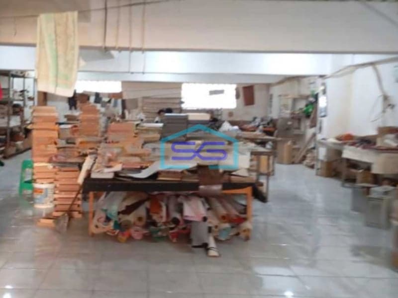 Dijual Ruang Usaha Wijaya Kusuma Grogol Petamburan Jakarta Barat LB 700m2