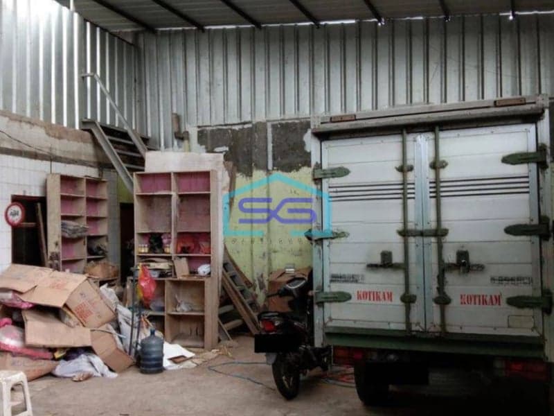 Dijual Gudang 2 Lantai Lokasi Strategis di Manglid Bandung LB 500m2