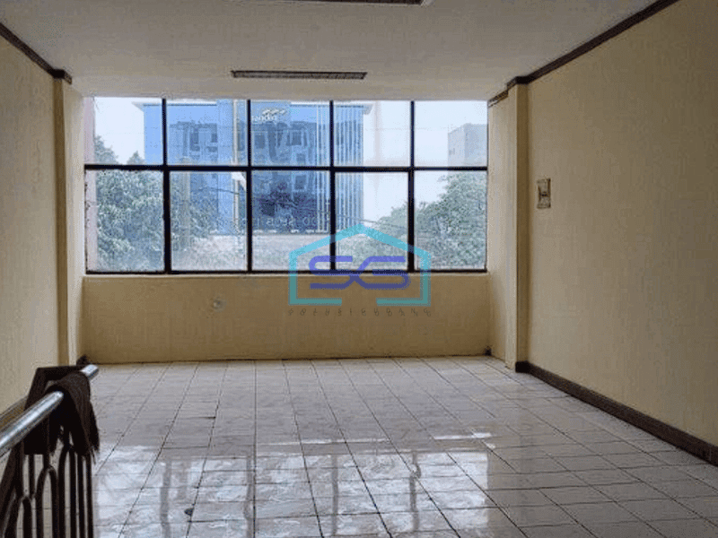 Disewakan Ruko Strategis di Margonda Depok LB 162m2