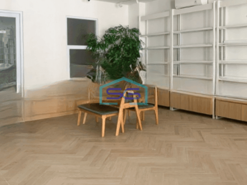 Disewakan Ruko 3 Lantai Luas Bangunan  400 m² di Gading Serpong Tangerang