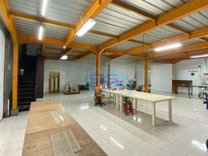 Disewakan Gudang Lokasi Bebas Banjir di Tangerang Luas Bangunan  600 m²