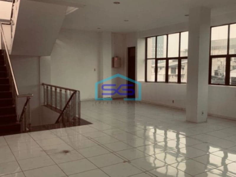 Disewakan Ruang usaha dan Gedung Cocok Untuk Kantor di Lengkong Bandung LB 1082m2