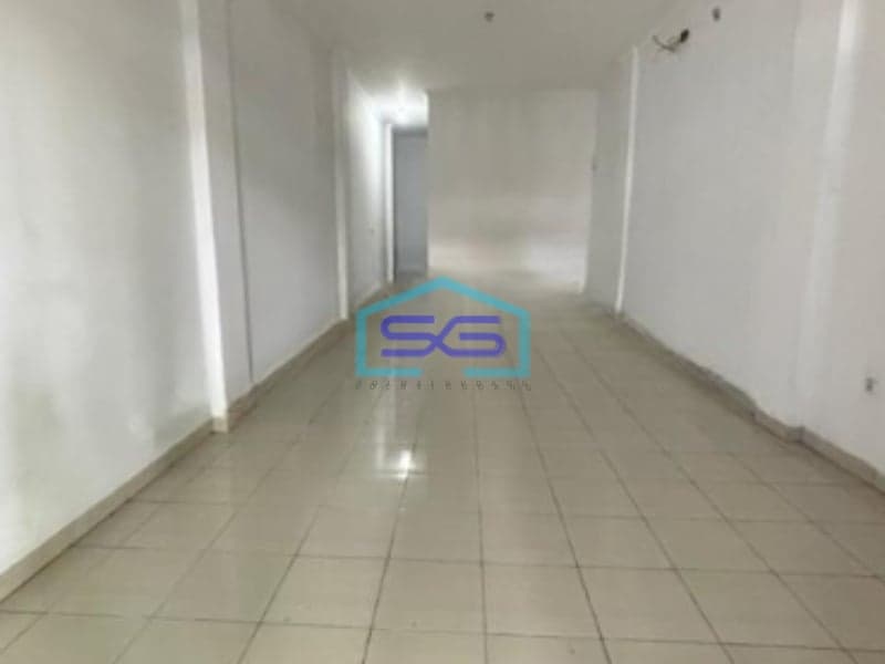 Disewakan Ruko 3 Lantai Luas Bangunan  220 m² Lokasi di Grogol Jakarta Barat