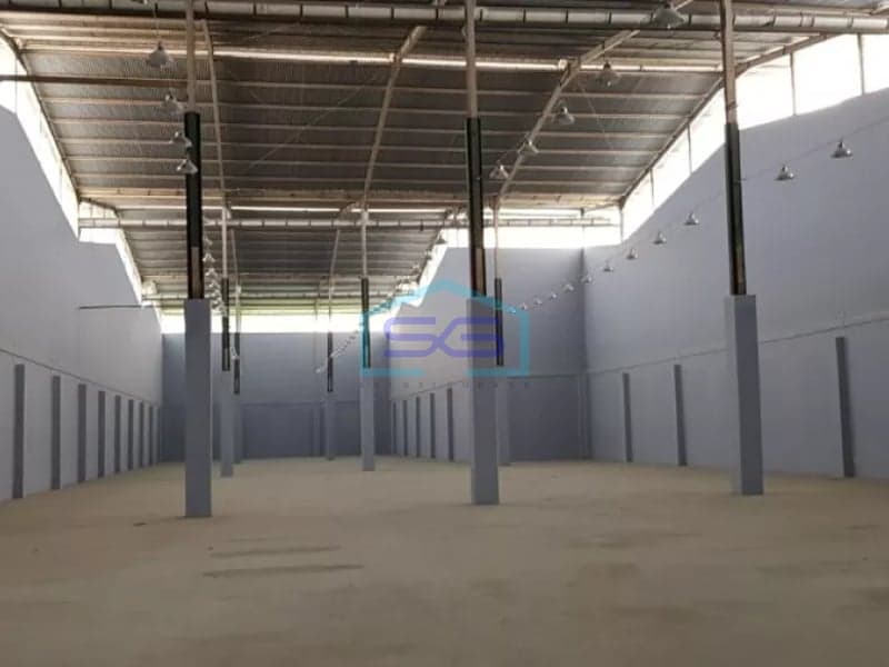 Disewakan gudang di sentul luas 2000m