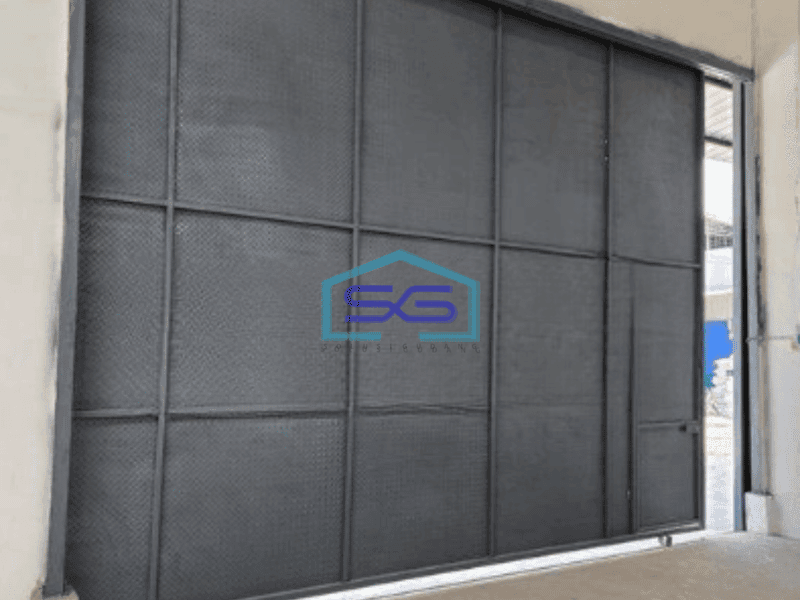 Dijual Gudang Luas Bangunan  590 m² Lokasi Strategis di Teluk Naga Tangerang