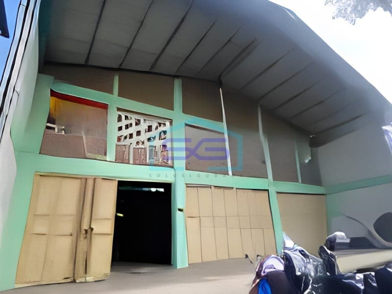 中爪哇肯德尔Kaliwungu Raya出租商业空间或仓库 214平方米