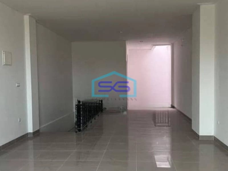 Dijual Gudang Hadap Jalan di Golf Island PIK Jakarta Utara