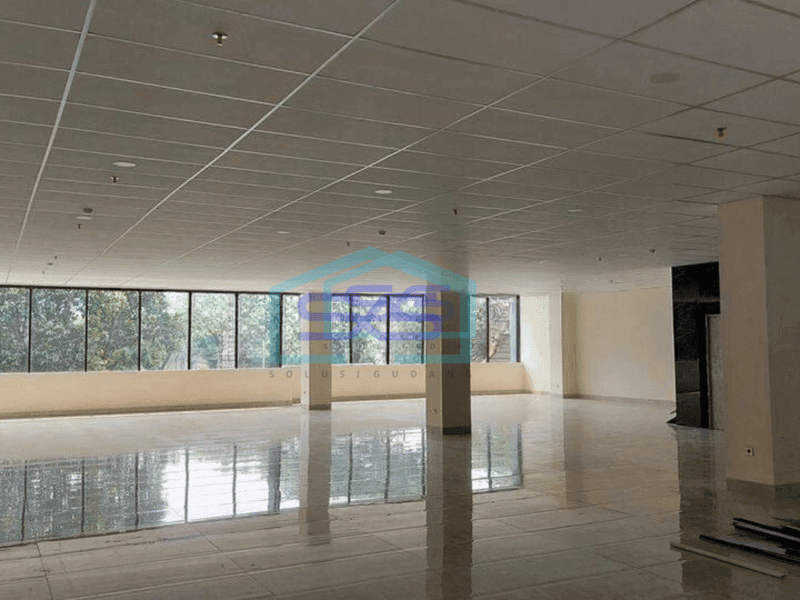 Dijual gudang  5,5 lantai di area setia budi, jakarta selatan