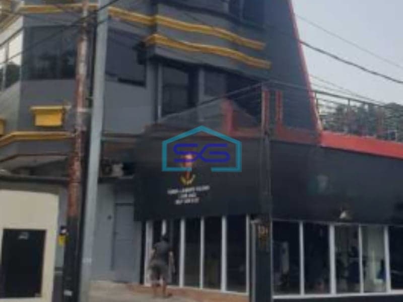 Dijual Ruko Murah Luas Tanah  339 m² Lokasi di Roxy Jakarta Pusat