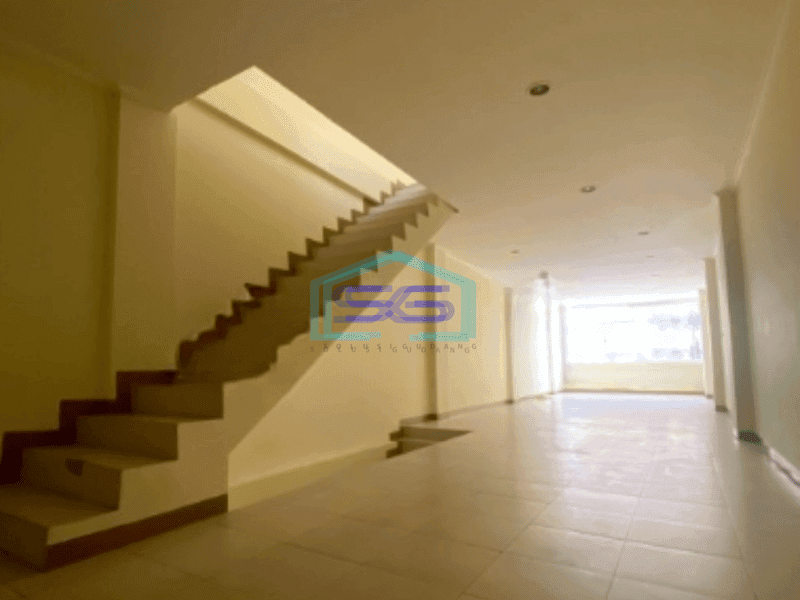 Disewakan Ruko 3 Lantai Di Fatmawati Luas Tanah  200 m²